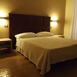 摩德诺酒店