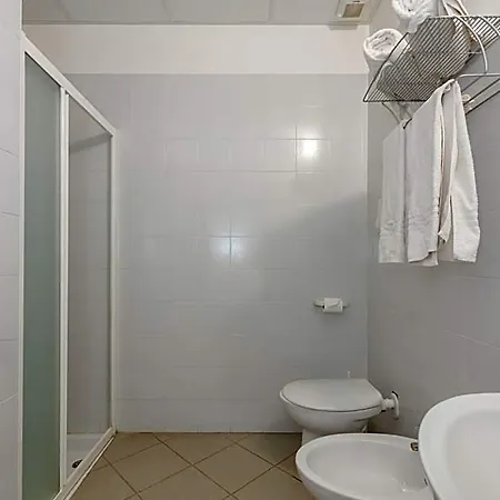 מלון Moderno טראפאני